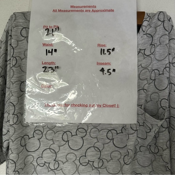 Disney Women's 2 Piece Short Sleeve Shirt & Short Pajama‎ Set Size S - Picture 4 of 6